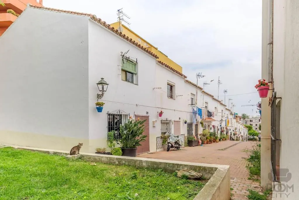 Room City Estepona Balcones Mar Apartment